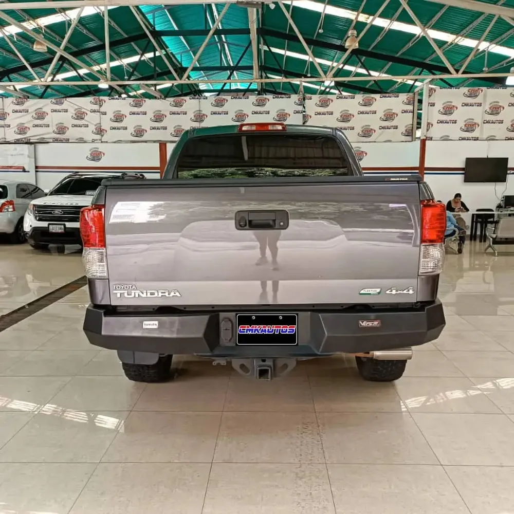 Vista 4 del vehículo: Toyota Tundra