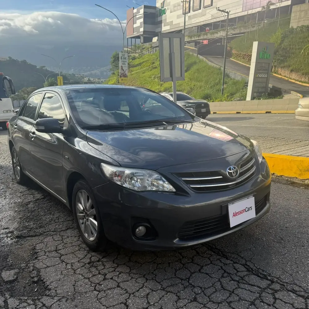 Vista 3 del vehículo: Toyota Corolla