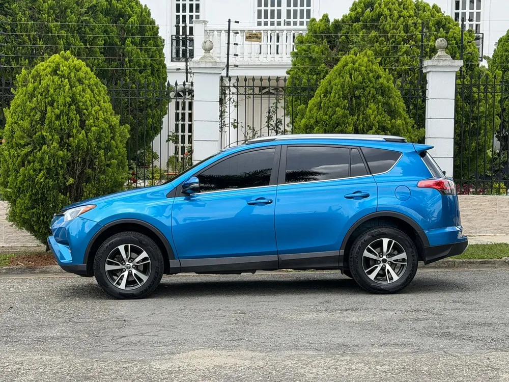 Vista 3 del vehículo: Toyota Rav4