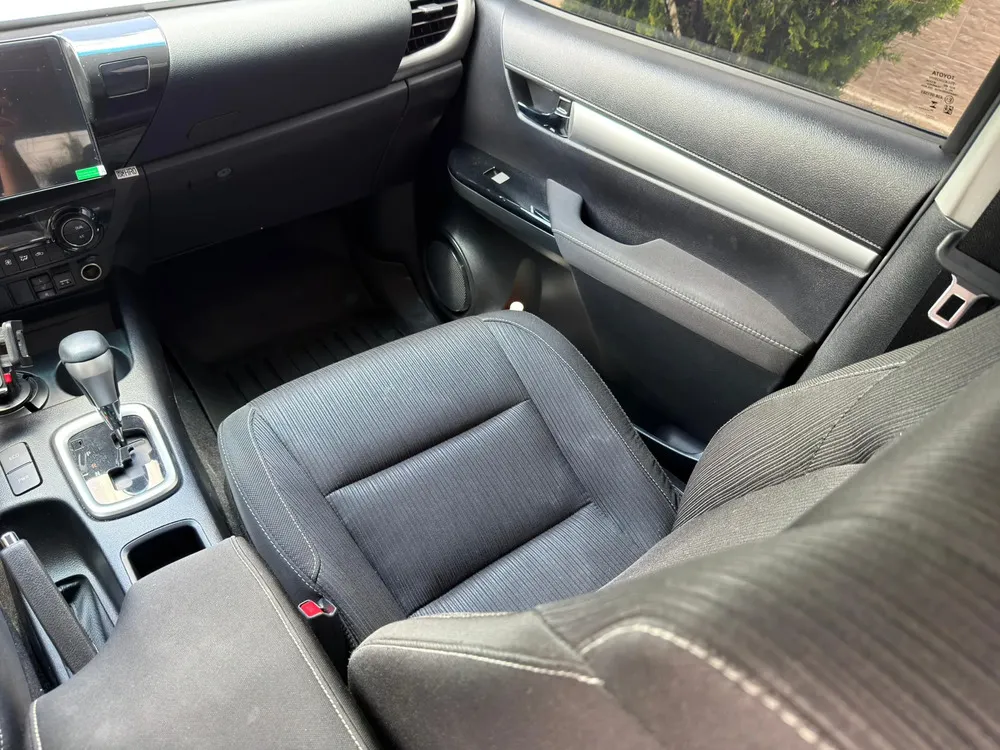 Vista 8 del vehículo: Toyota Hilux