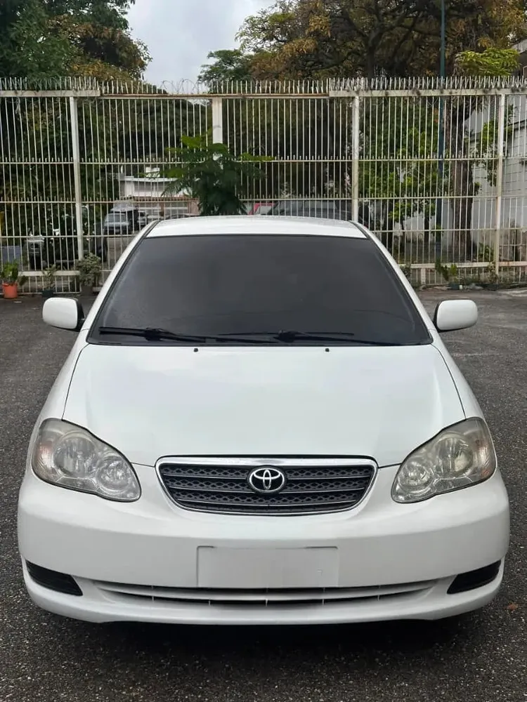 Vista 3 del vehículo: Toyota Corolla