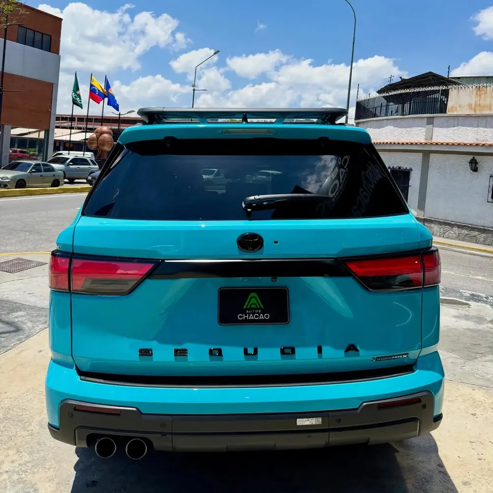 Vista 10 del vehículo: Toyota Sequoia