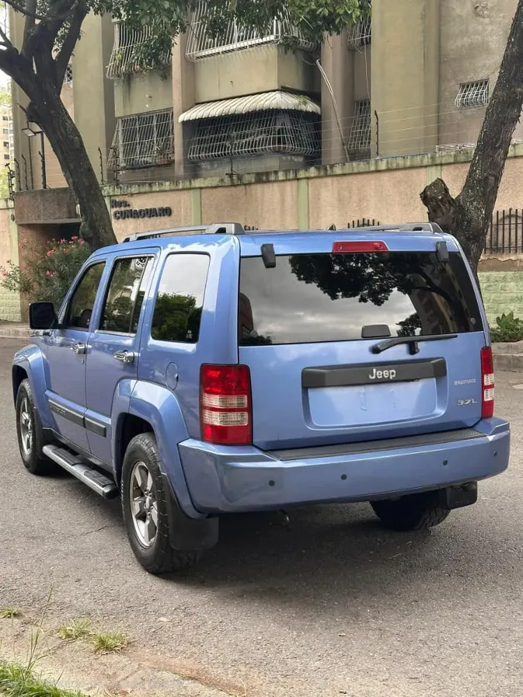 Vista 5 del vehículo: Jeep Cherokee