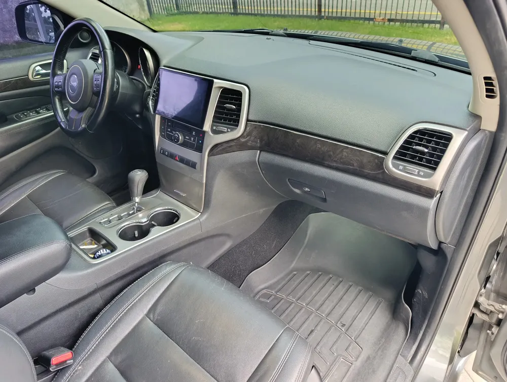 Vista 16 del vehículo: Jeep Grand