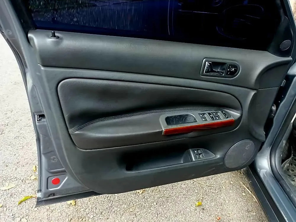 Vista 11 del vehículo: Volkswagen Passat
