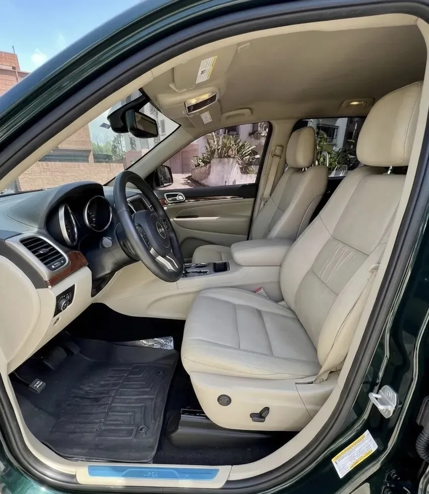 Vista 10 del vehículo: Jeep Grand Cherokee