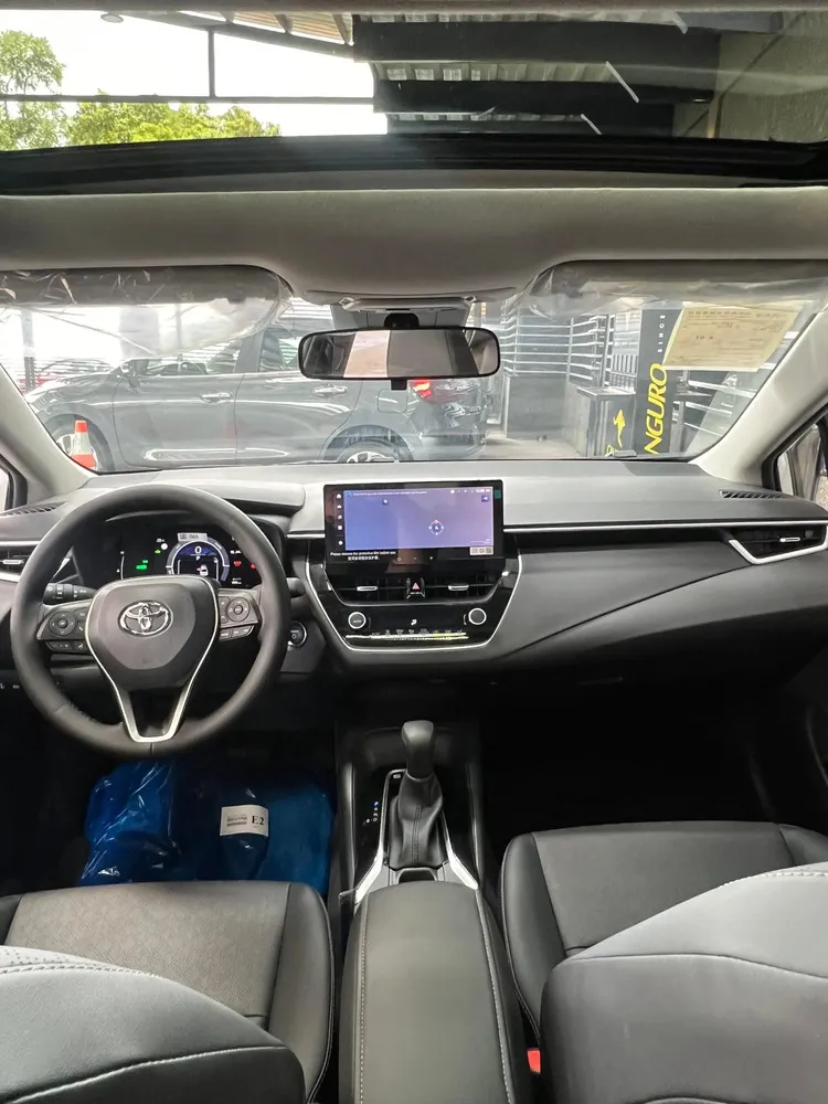 Vista 4 del vehículo: Toyota Corolla
