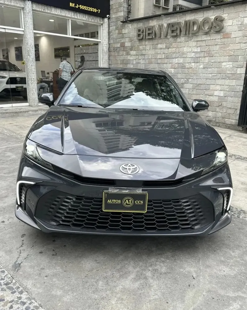 Vista 3 del vehículo: Toyota Camry