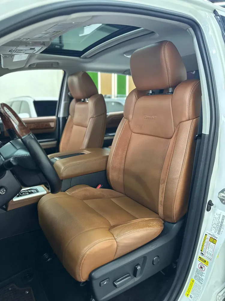 Vista 6 del vehículo: Toyota Tundra