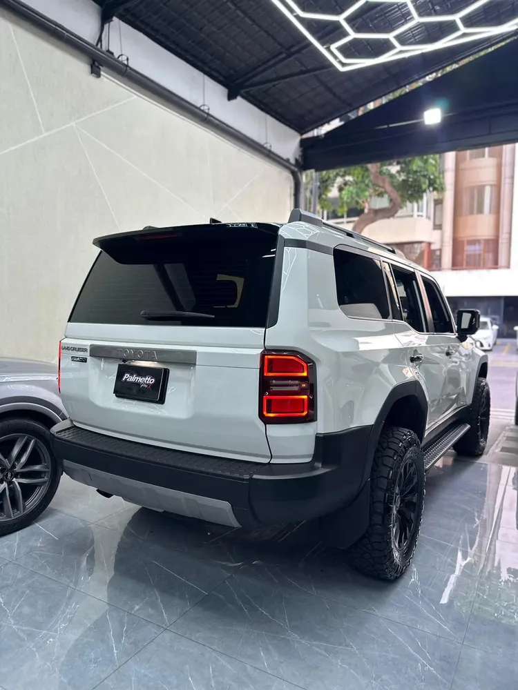 Vista 11 del vehículo: Toyota Prado