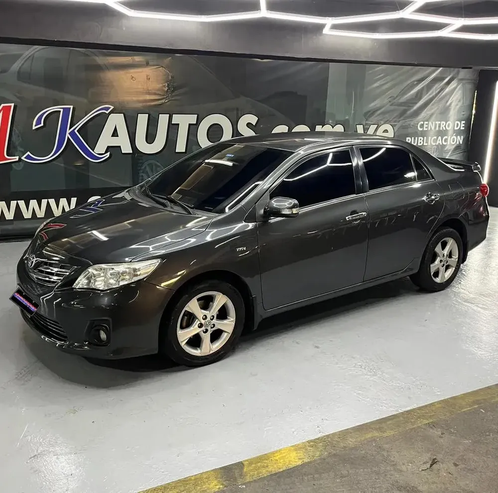 Vista 3 del vehículo: Toyota Corolla