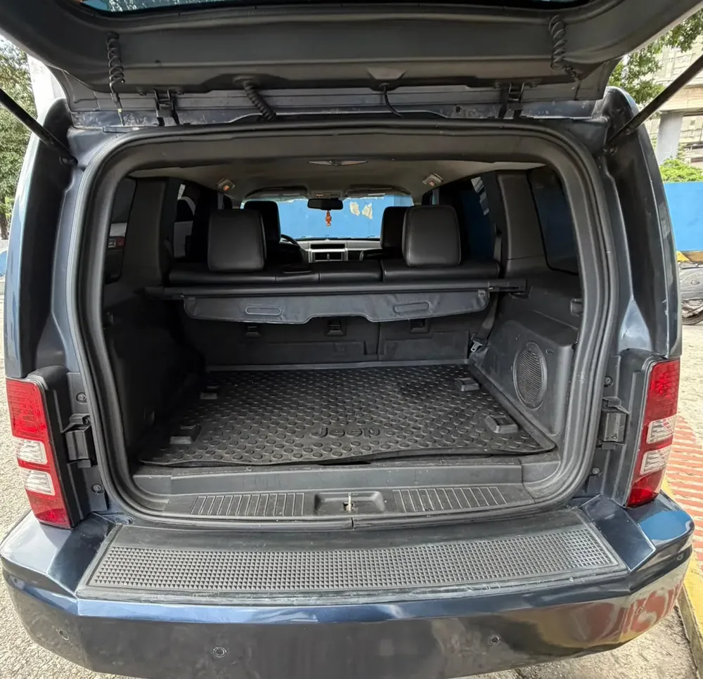 Vista 6 del vehículo: Jeep Cherokee