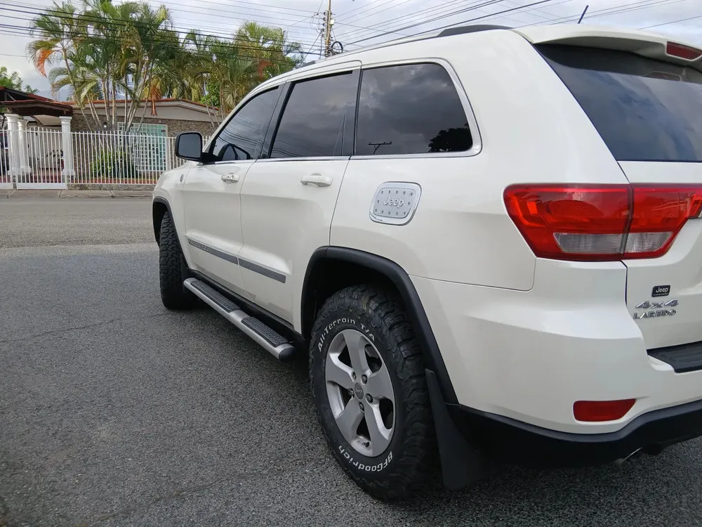 Vista 6 del vehículo: Jeep Grand