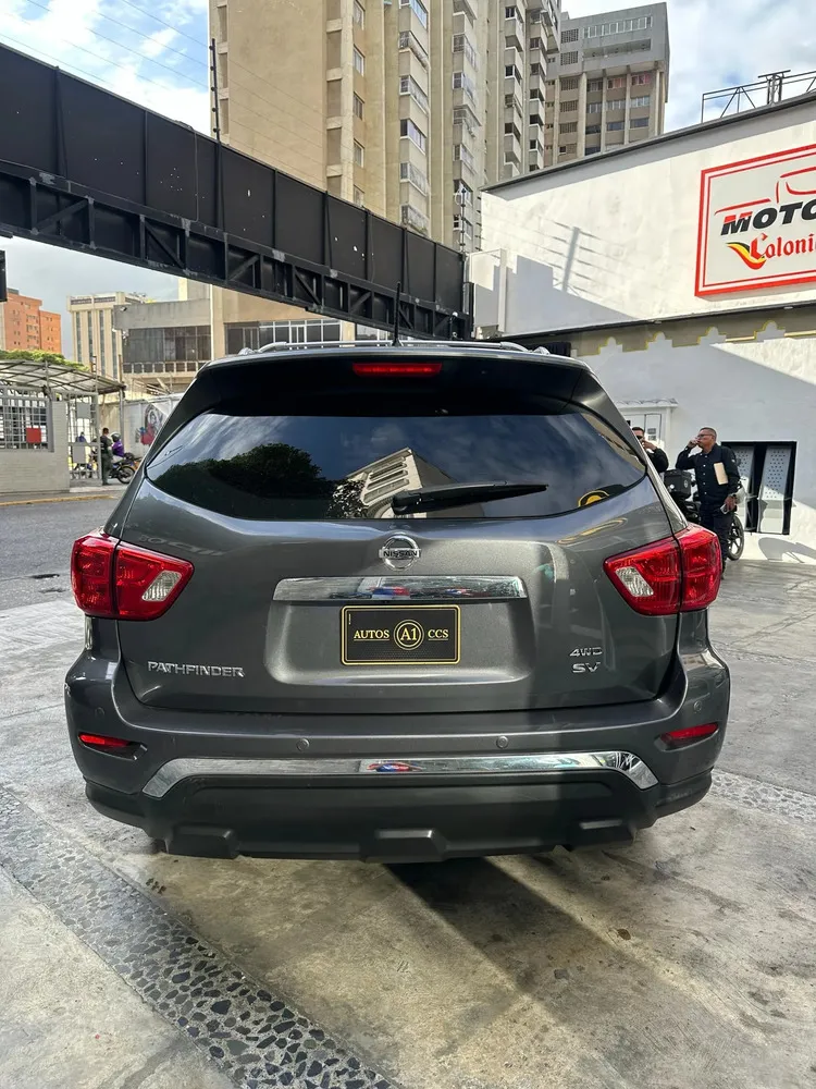 Vista 13 del vehículo: Nissan Pathfinder