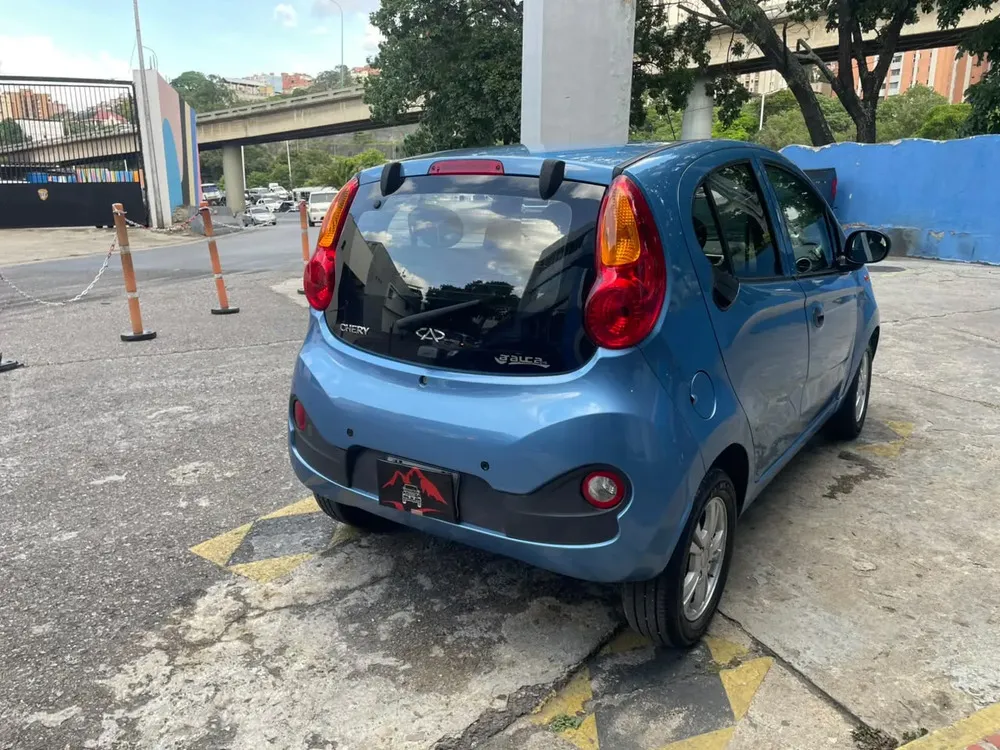 Vista 7 del vehículo: Chery Arauca