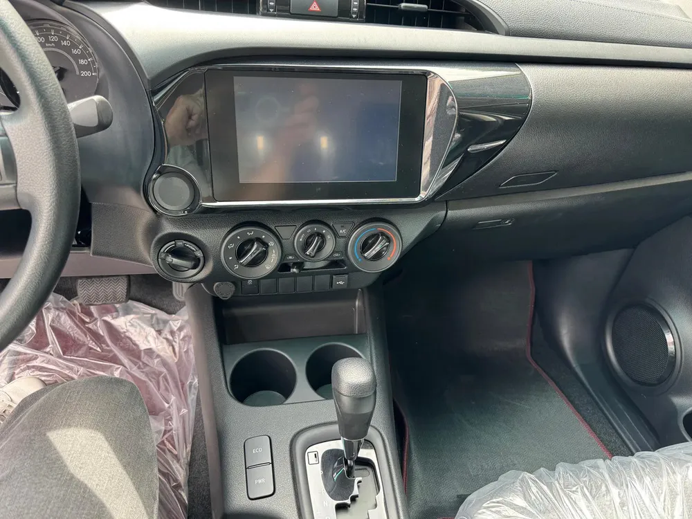 Vista 11 del vehículo: Toyota Hilux