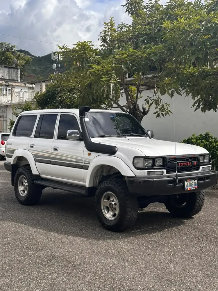 Vista 2 del vehículo: Chery Autana