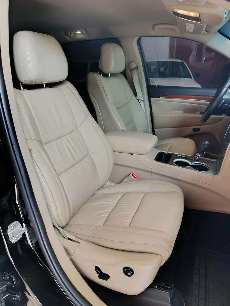 Vista 15 del vehículo: Jeep Grand