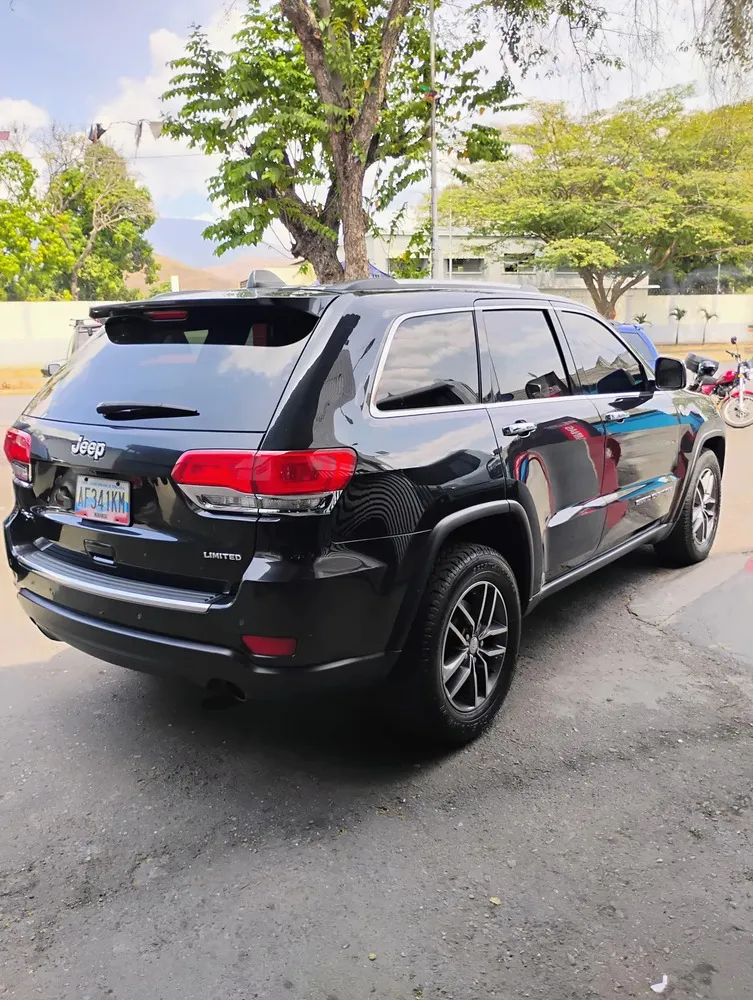 Vista 2 del vehículo: Jeep Grand