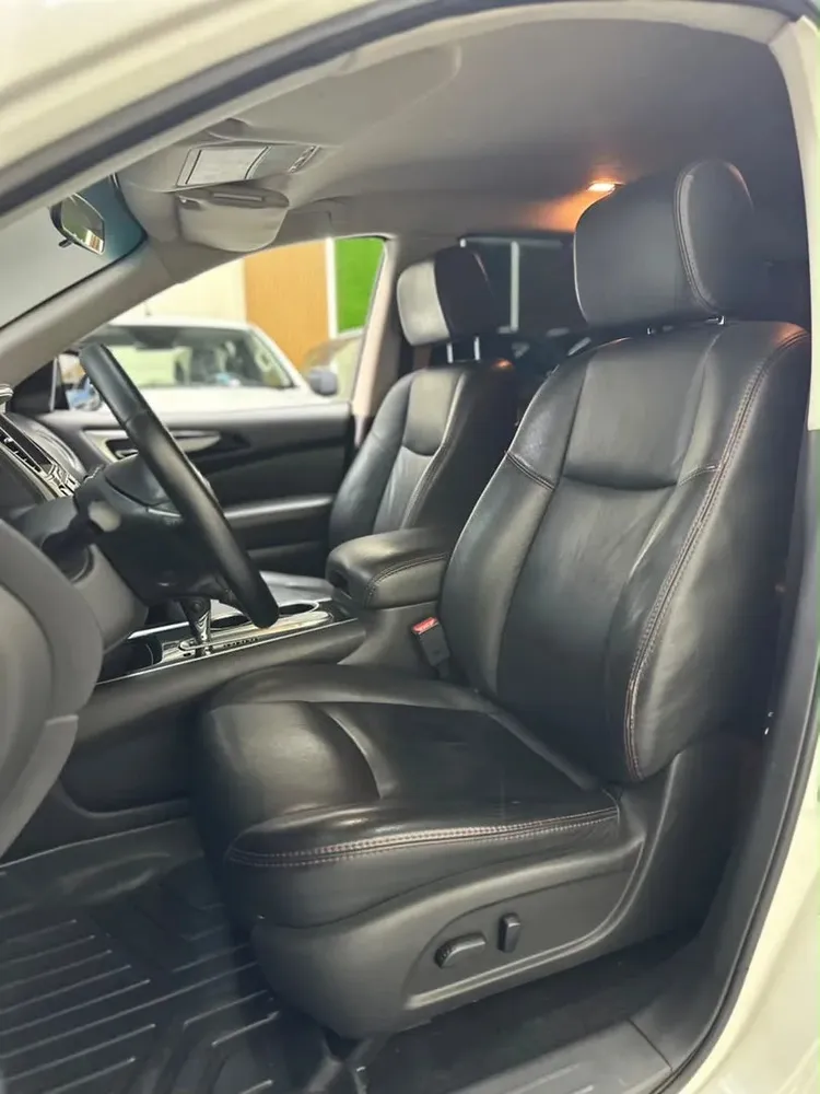 Vista 6 del vehículo: Nissan Pathfinder