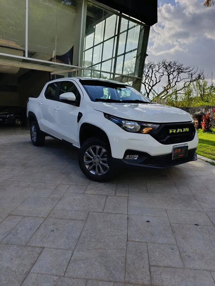 Vista 3 del vehículo: Ram Bighorn