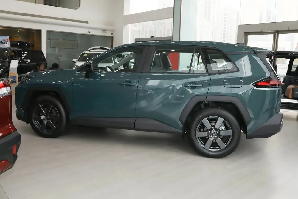 Vista 4 del vehículo: Toyota Rav4