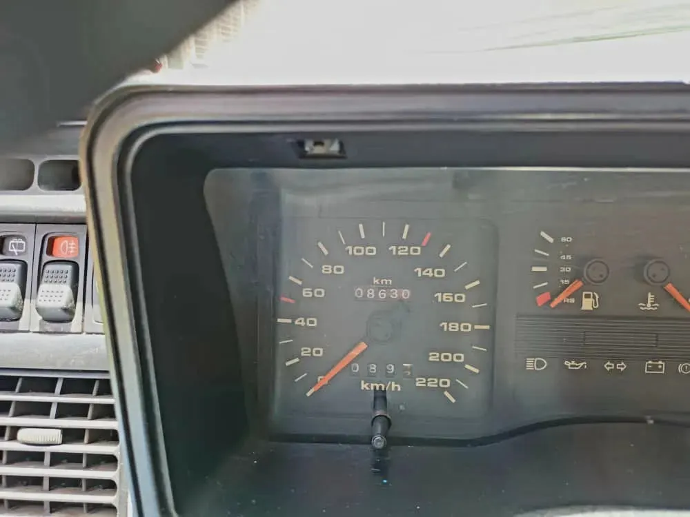Vista 6 del vehículo: Ford Sierra