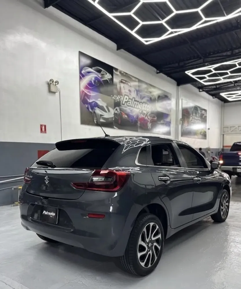 Vista 11 del vehículo: Suzuki Baleno