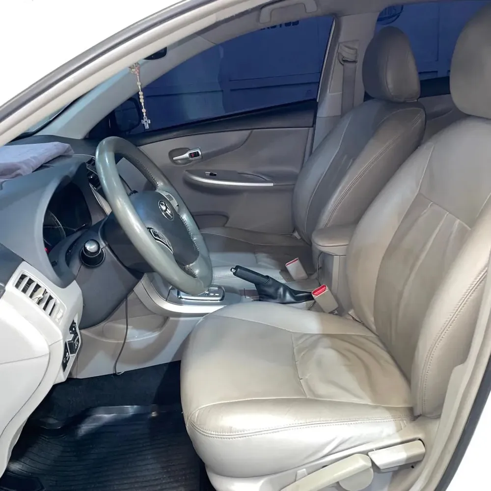 Vista 6 del vehículo: Toyota Corolla
