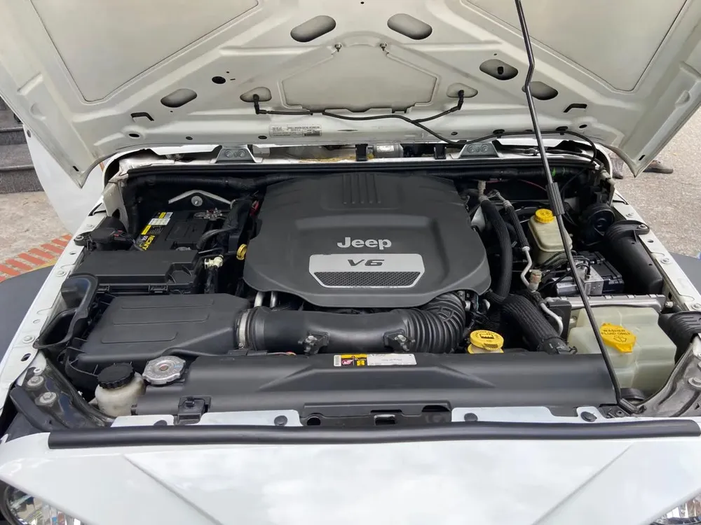 Vista 6 del vehículo: Jeep Rubicon