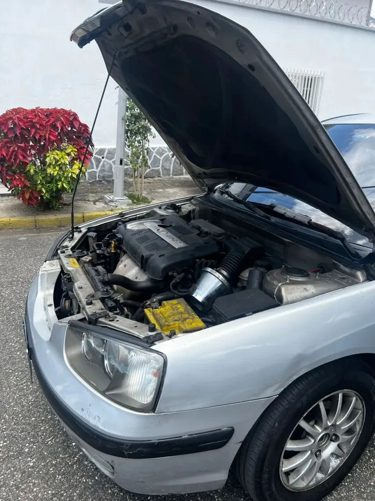Vista 12 del vehículo: Elantra 2.0