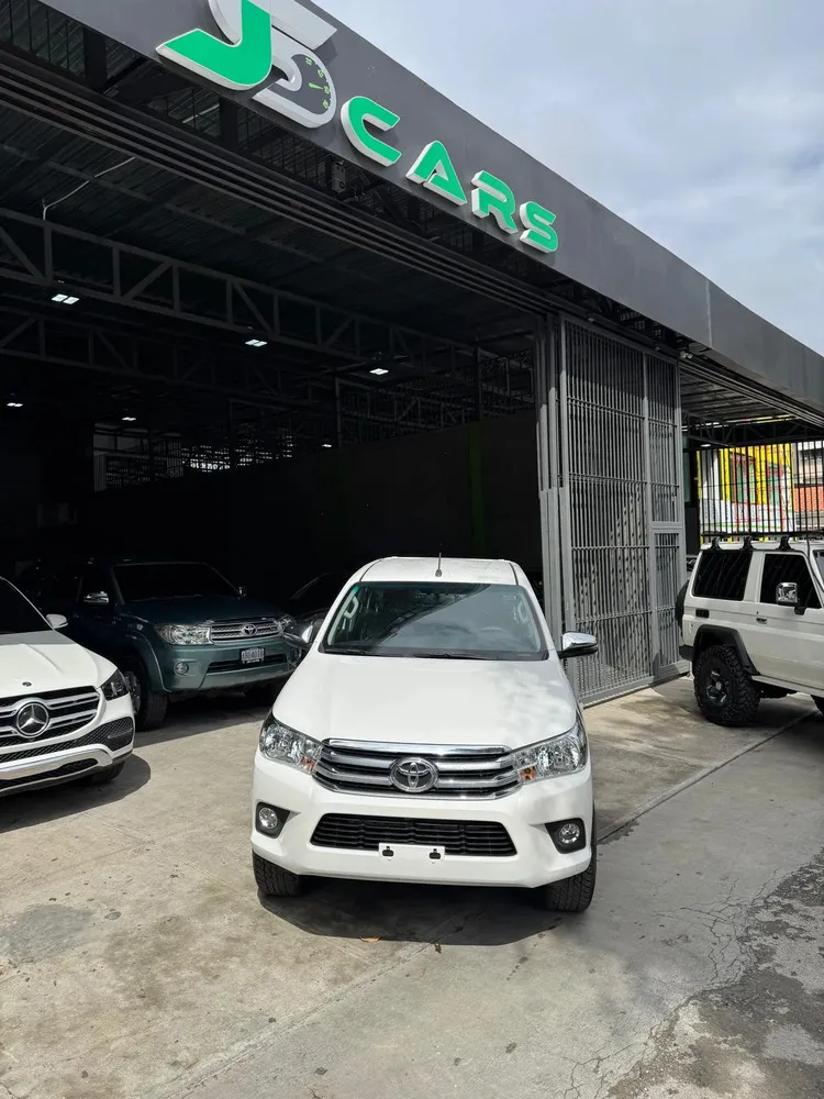 Vista 2 del vehículo: Toyota Hilux