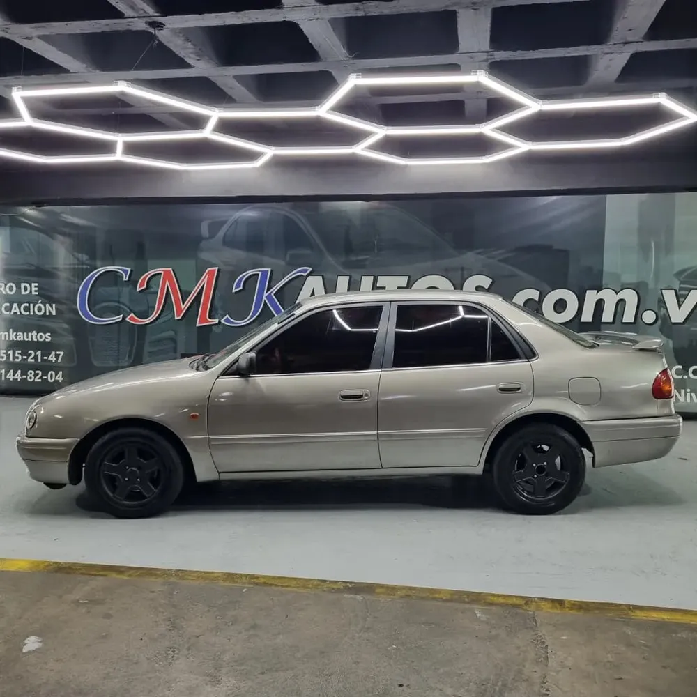 Vista 5 del vehículo: Toyota Corolla