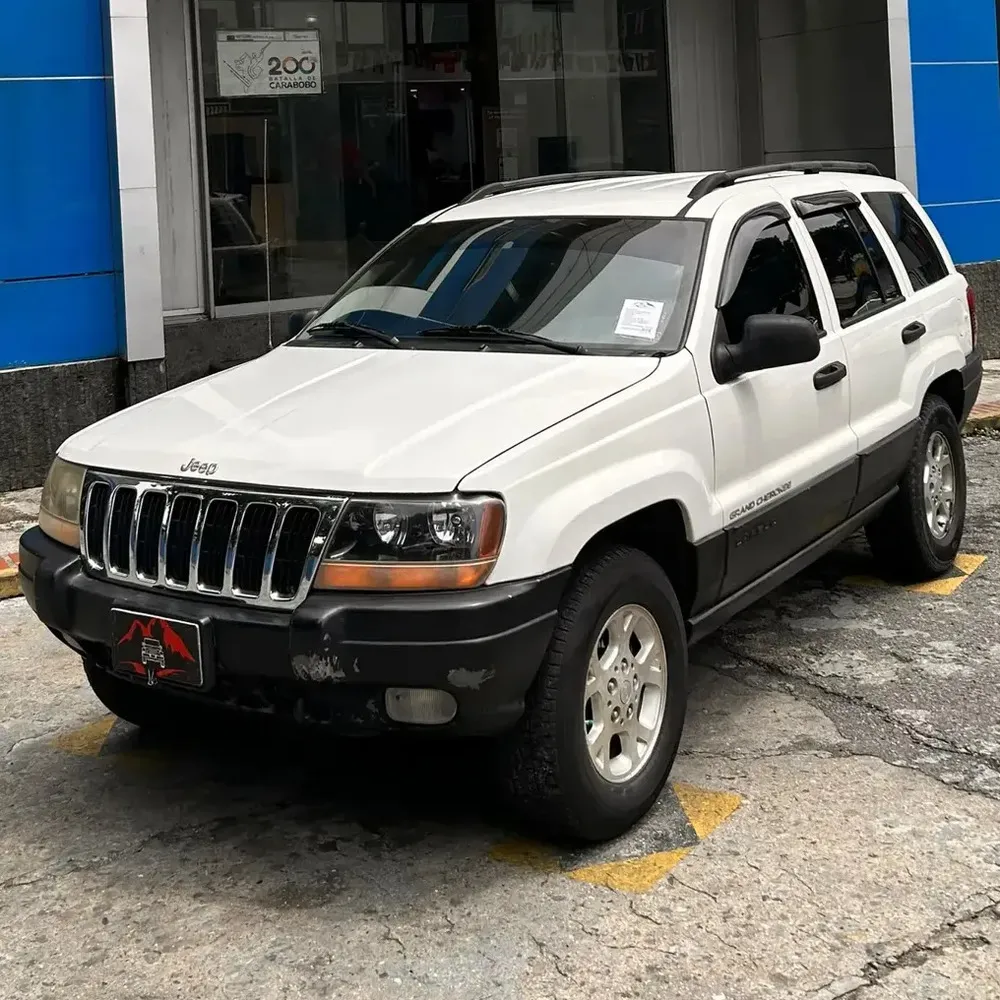 Jeep Grand Cherokee 2002 - Vista principal