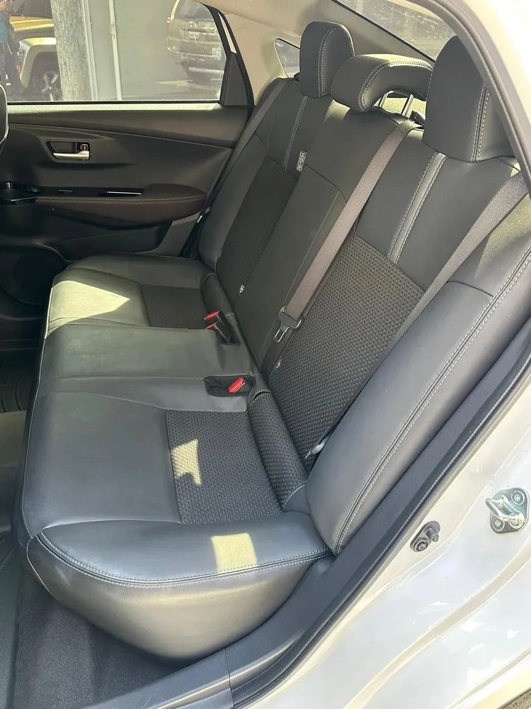 Vista 5 del vehículo: Toyota Yaris