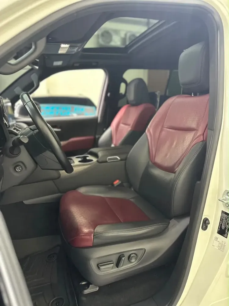 Vista 6 del vehículo: Toyota Lc300