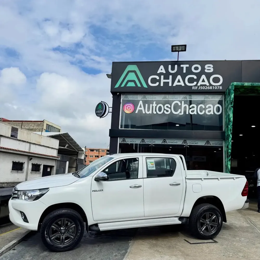 Vista 3 del vehículo: Toyota Hilux