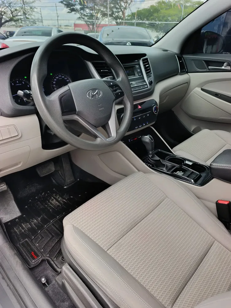 Vista 6 del vehículo: Hyundai Tucson