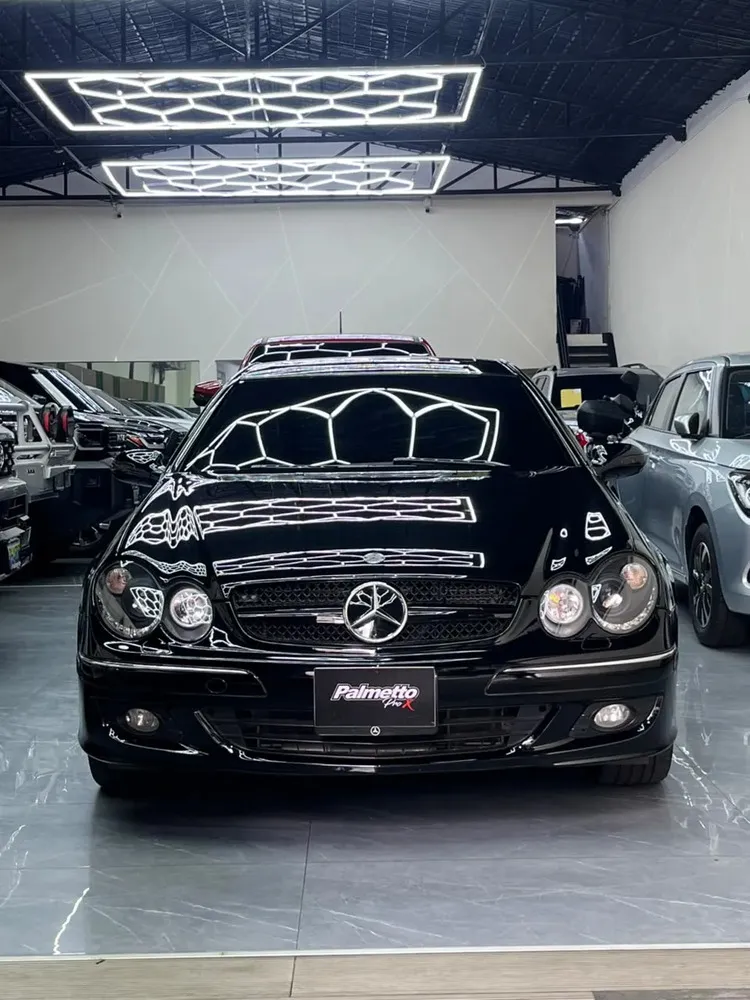 Vista 3 del vehículo: Mercedes Benz