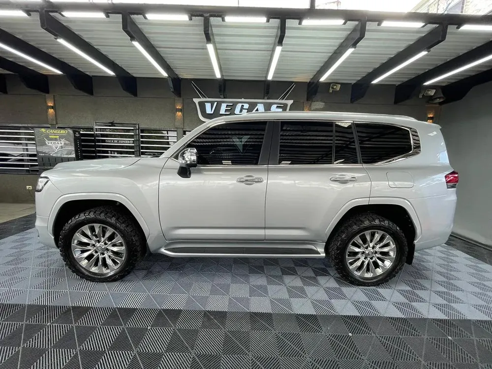 Vista 2 del vehículo: Toyota Land