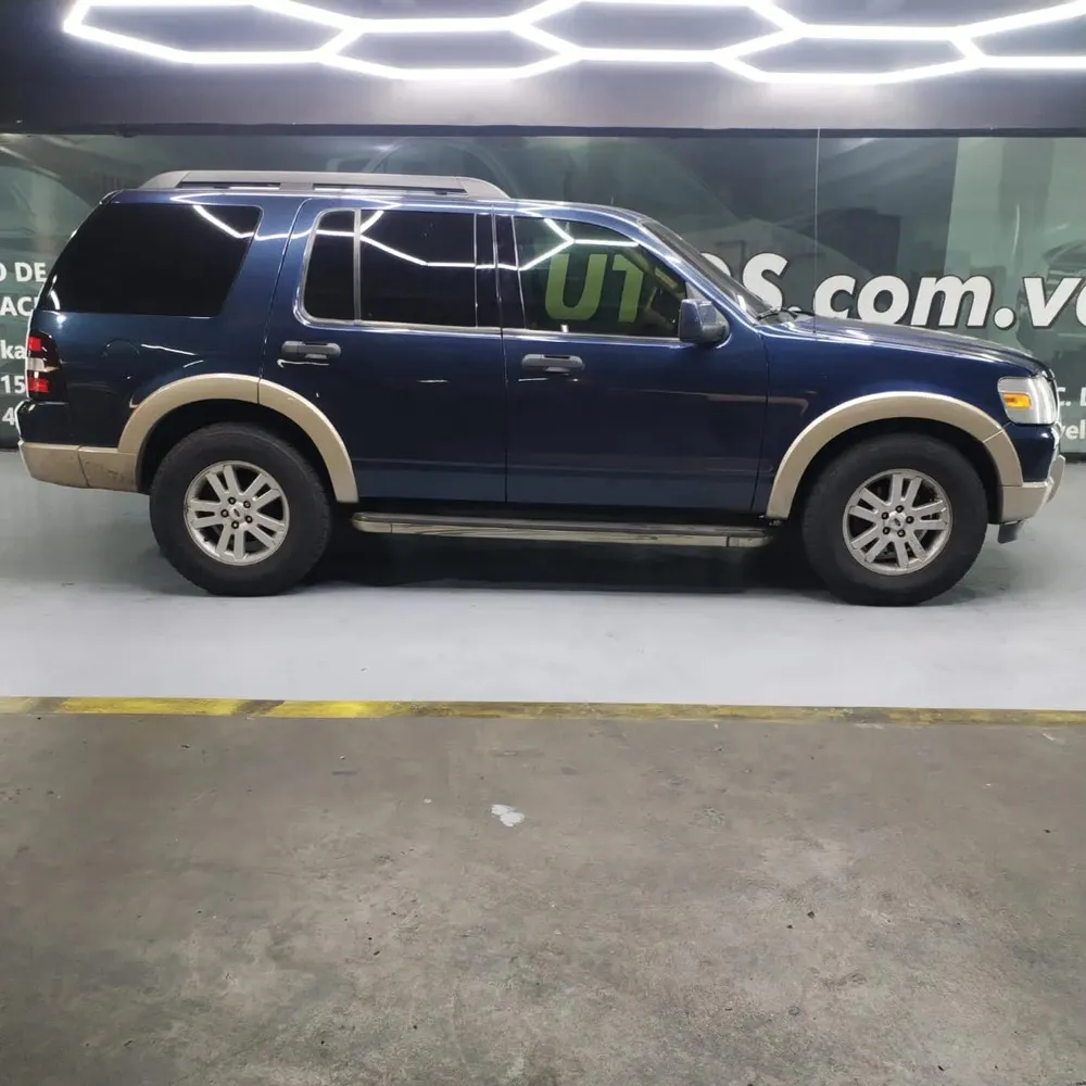 Vista 7 del vehículo: Ford Explorer