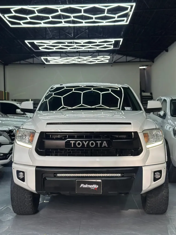Vista 3 del vehículo: Toyota Tundra