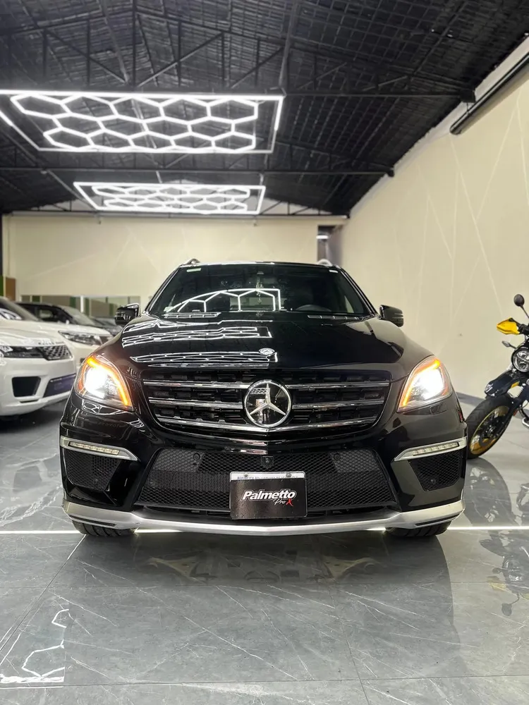 Vista 2 del vehículo: Mercedes Ml63