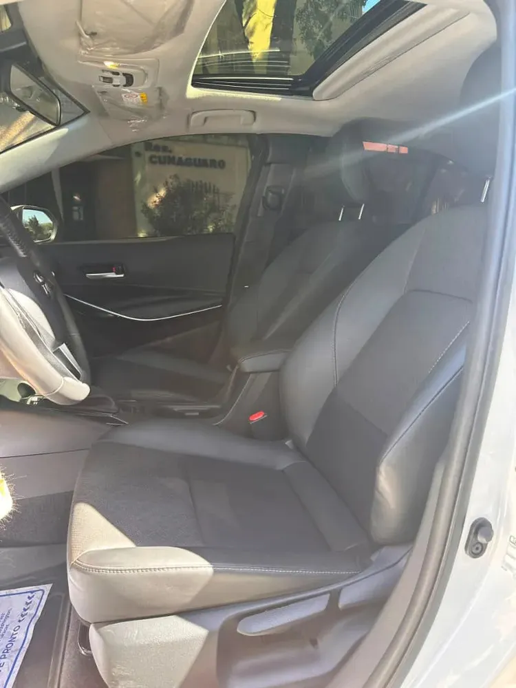 Vista 9 del vehículo: Toyota Corolla