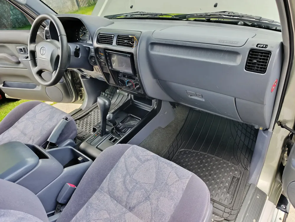 Vista 14 del vehículo: Toyota Prado