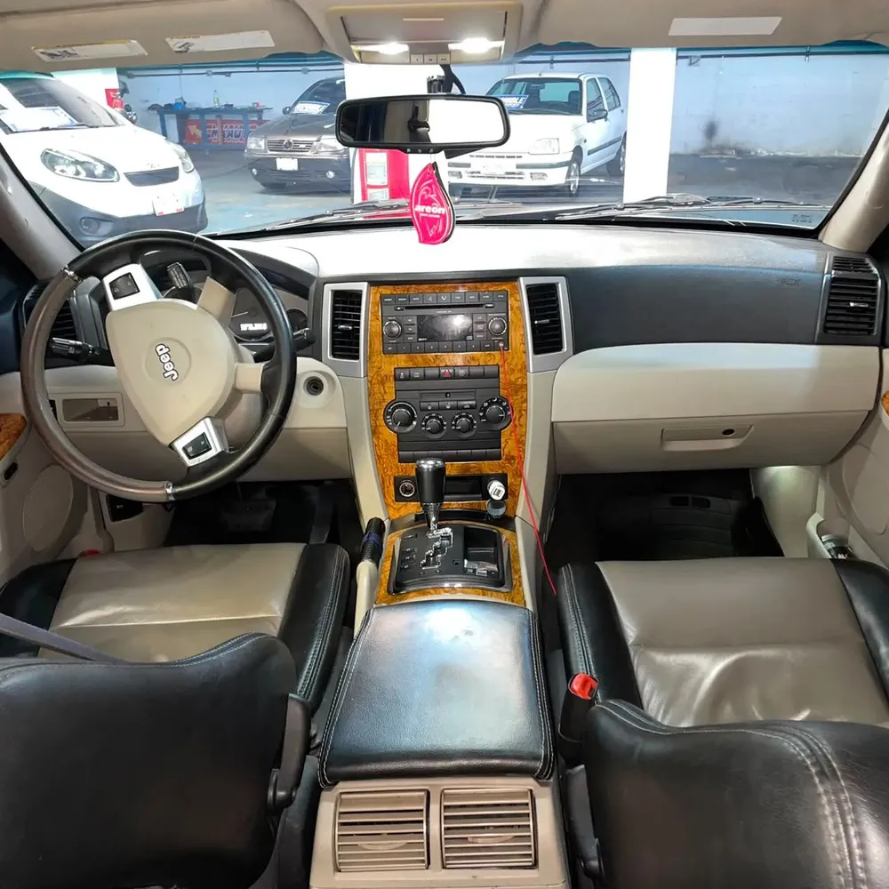 Vista 4 del vehículo: Jeep Grand Cherokee