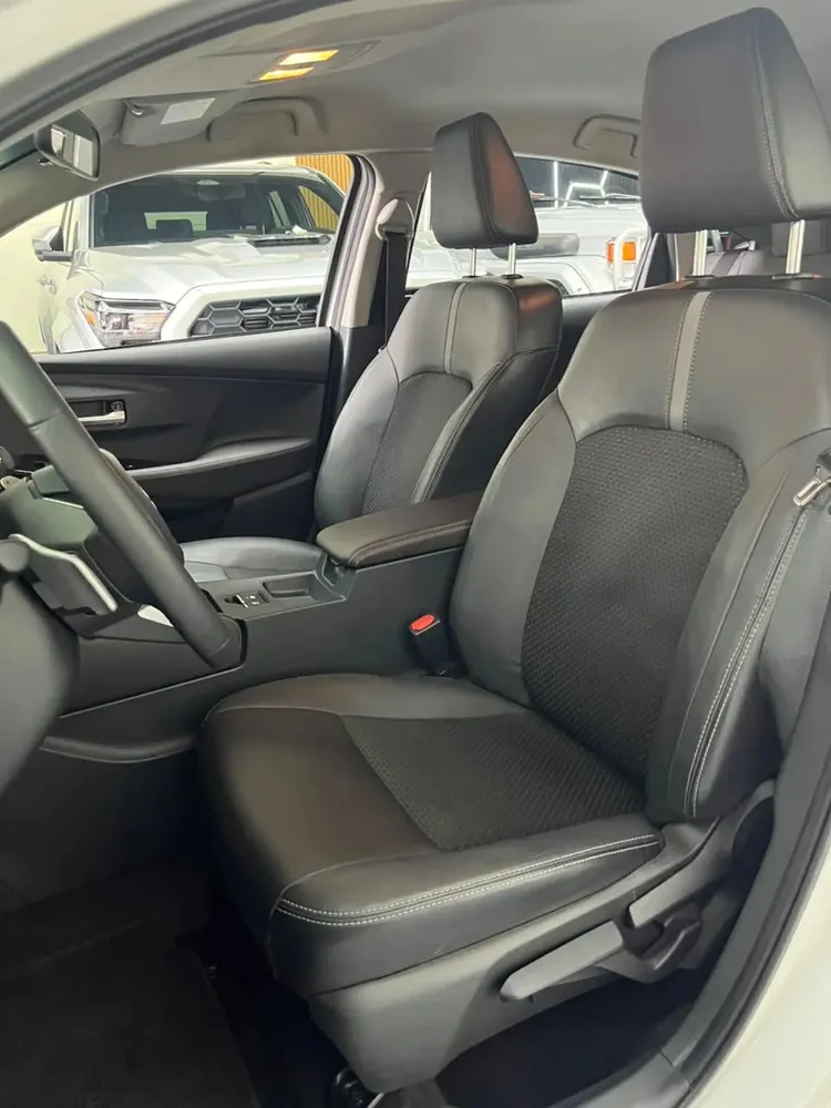 Vista 6 del vehículo: Toyota Yaris