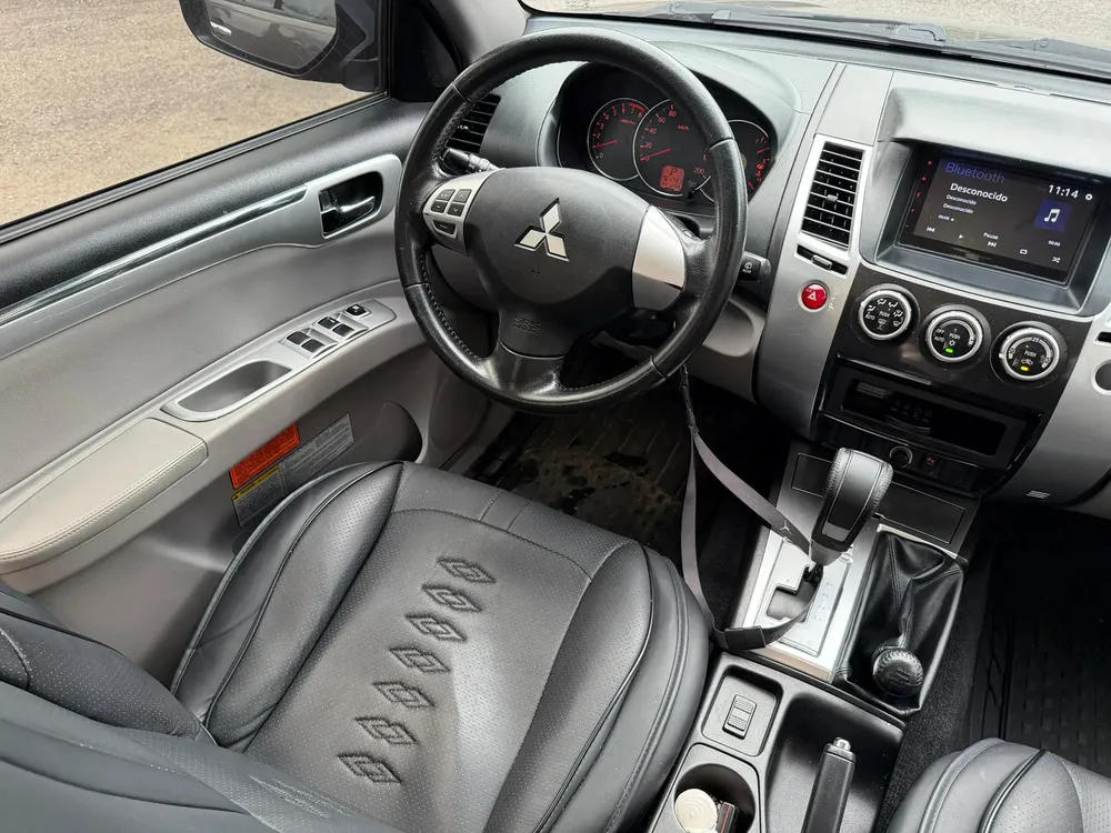 Vista 7 del vehículo: Mitsubishi Montero