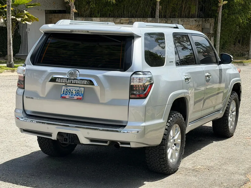Vista 6 del vehículo: Toyota 4runner