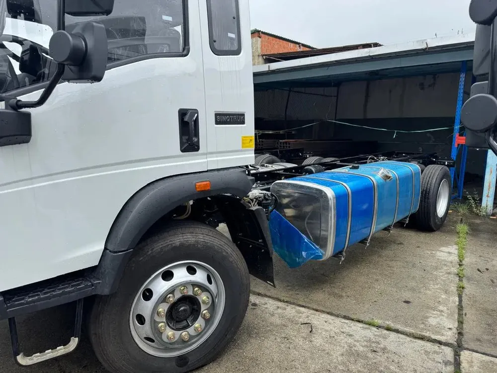 Vista 3 del vehículo: Sinotruck Howo